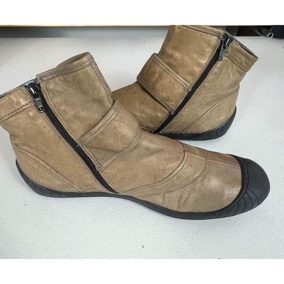 Pataugas Boots Women's EU 41 US 10.5 Tan Black Zip Up Snap Strap Lightweight - Picture 4 of 10